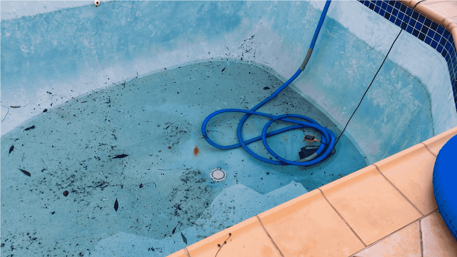 chống thấm bể bơi tại phú yên